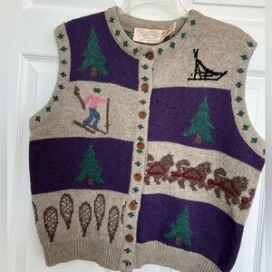 Vintage size large Susan Bristol 100% wool sweater vest with winter wonderland